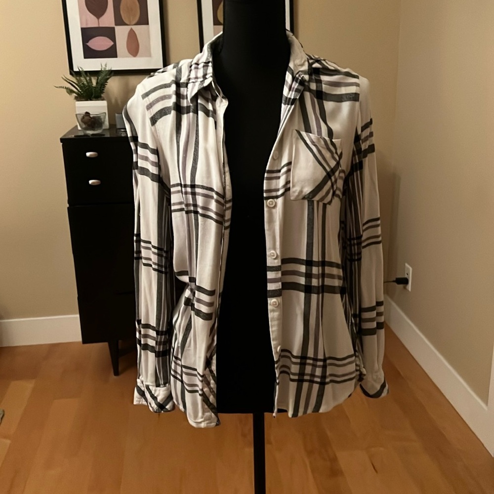 WHITE FLANNEL